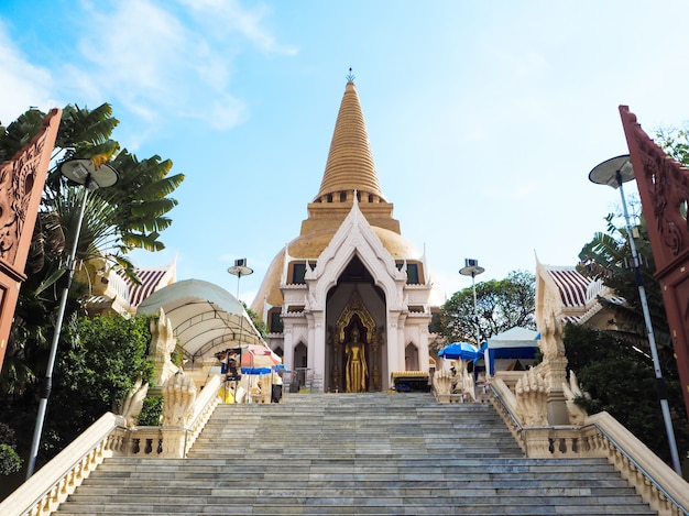 Phra Pathom Chedi świątynia, Nakhon Pathom, Tajlandia.