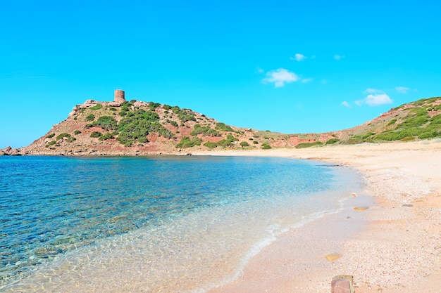 Piaszczysty brzeg w Porticciolo Sardinia