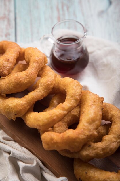 Picarones głęboko smażone ciasto peruwiańskie jedzenie deser słodki