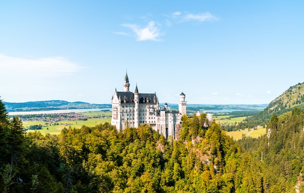 Piękna architektura przy Neuschwanstein kasztelem w Bawarskich Alps Niemcy.