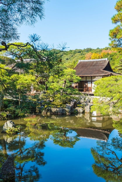 Piękna Architektura Przy Srebną Pawilonu Ginkakuji świątynią