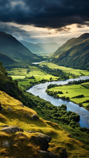 Piękna dolina z naturalną rzeką i zieloną roślinnością słońce piękne krajobrazy