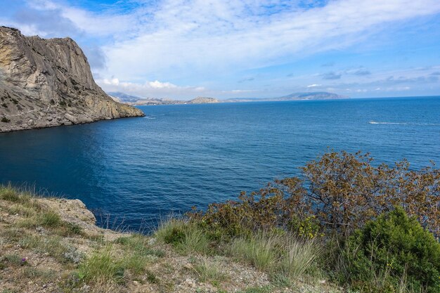 Piękna panorama morski z przylądka Kapczik do Szlaku Galitsin Rosja