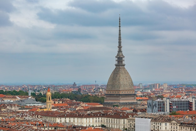 Piękna Panorama Turynu Z Góry Włoch