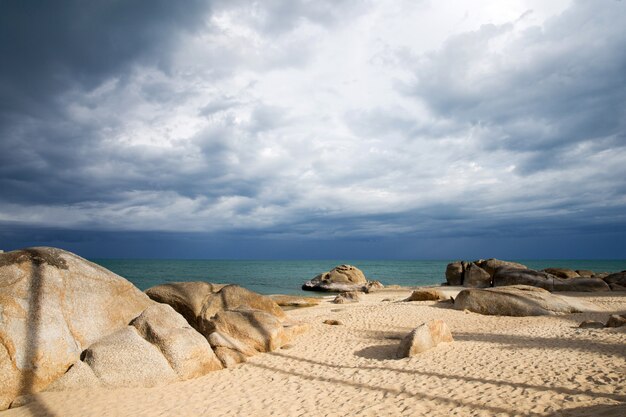 Piękna Plaża I Tropikalne Morze