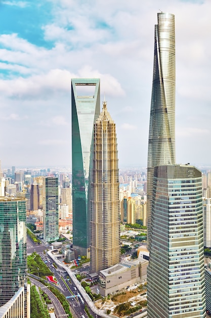 Piękne I Biurowe Wieżowce, Budynek Miasta Pudong, Szanghaj, Chiny.