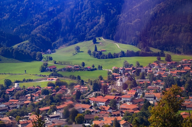 piękne letnie zdjęcia z jeziora w bavaria schliersee