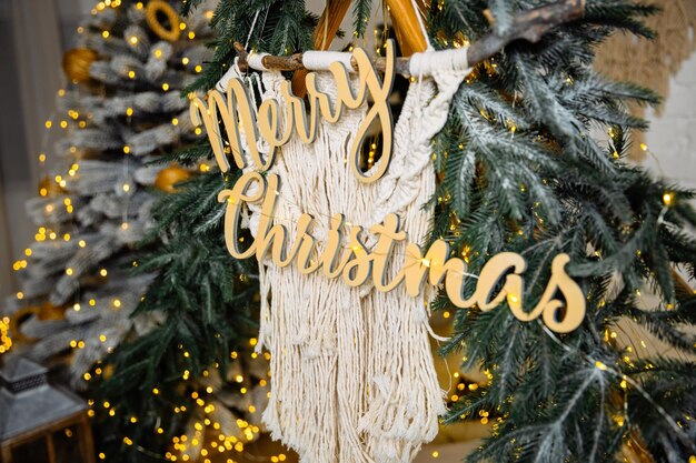 Zdjęcie piękny baner świąteczny z napisem wesołych świąt