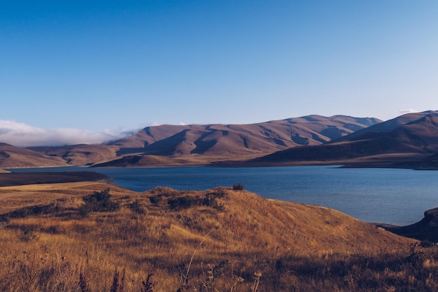 Piękny Jesienny Zachód Słońca Widok Na Jezioro Sevan Sevan Armenia