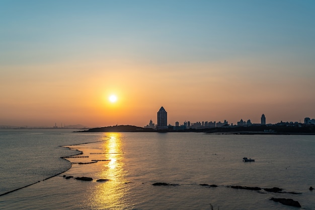 Piękny Krajobraz Architektoniczny Wybrzeża W Qingdao, Chiny