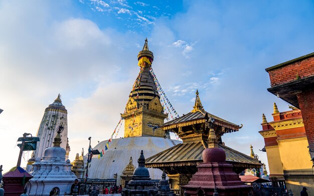 Piękny krajobraz widok stupy Swayambhunath w Katmand Nepal