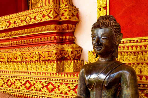 Piękny panoramiczny widok na świątynię Wat Phra Kaew znajdującą się w Vientiane Laos