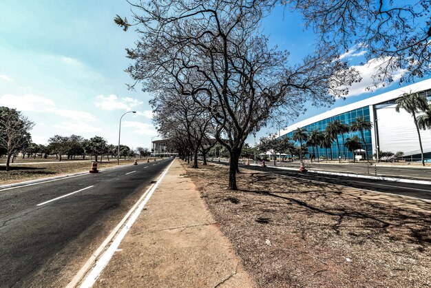 Piękny widok na Centrum Kongresowe Ulysses Guimaraes znajdujące się w Brasilii w Brazylii