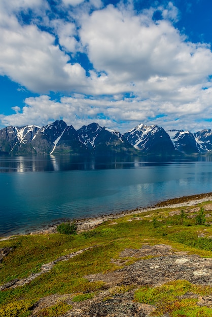 Piękny widok na fiordy w Norwegii