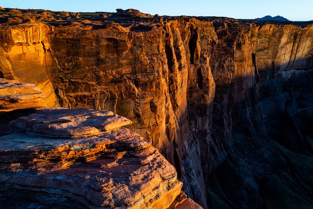 Piękny widok na Horseshoe Bend. Panoramiczny Zakręt Podkowy. Canyon Adventure Travel Relax koncepcja.