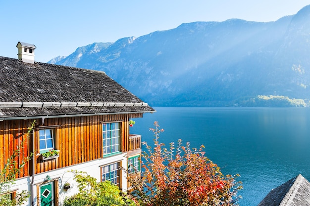 Piękny widok na jezioro Hallstatter w Hallstatt, Austria?