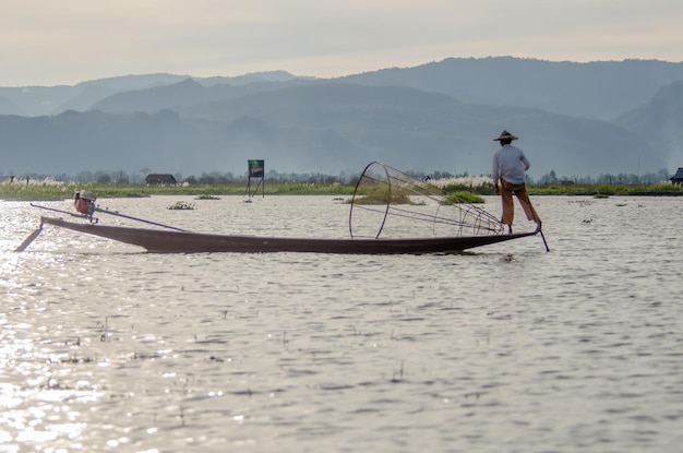 Piękny widok na jezioro Inle Myanmar