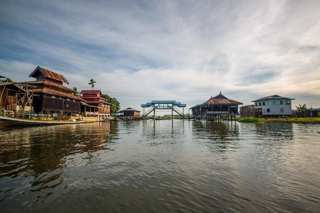 Piękny widok na jezioro Inle Myanmar