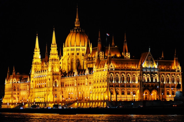 Piękny widok na miasto Budapeszt położone na Węgrzech