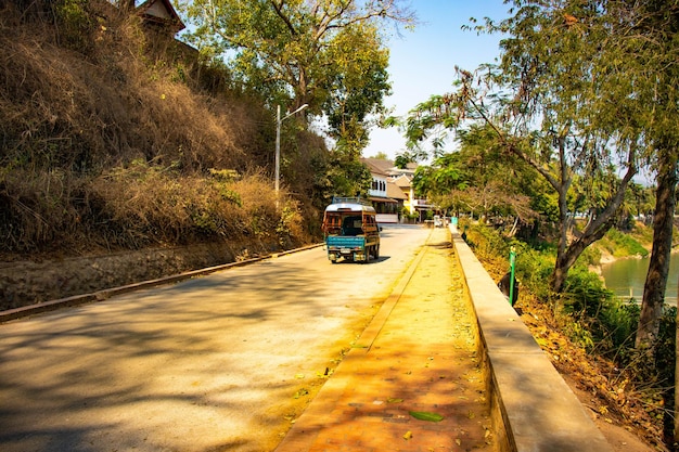 Piękny widok na miasto Luang Prabang w Laosie