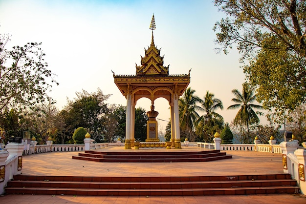 Piękny widok na miasto Luang Prabang w Laosie