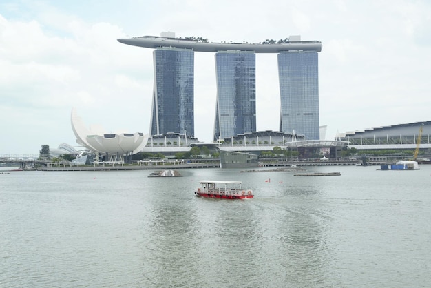 Piękny widok na panoramę Singapuru