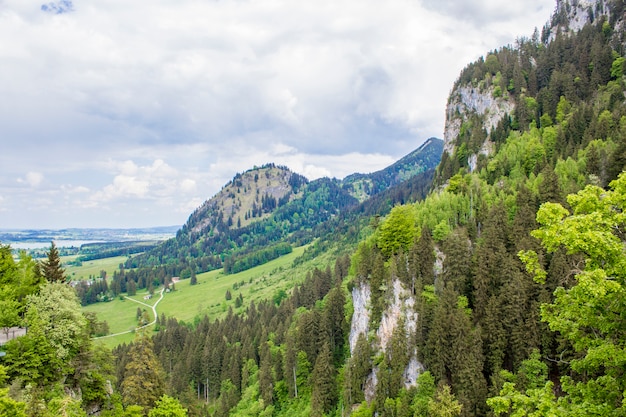 Piękny Widok Na Schwangau. Piękne Góry, Alpy Bawarskie