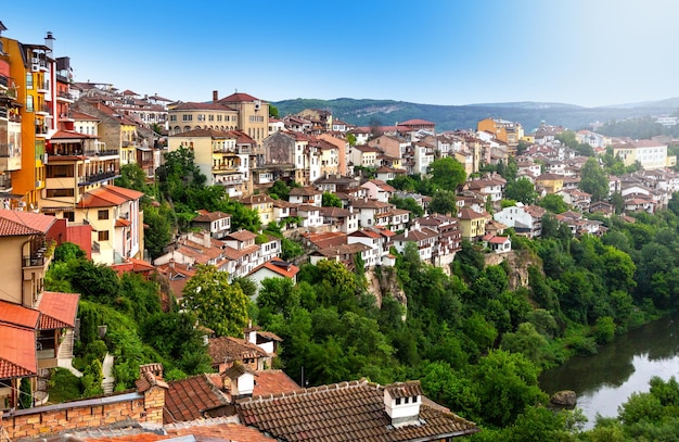 Piękny widok na stare miasto w Veliko Tirnovo, Bułgaria