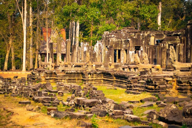 Piękny Widok Na świątynię Angkor Wat Znajdującą Się W Kambodży Siem Reap