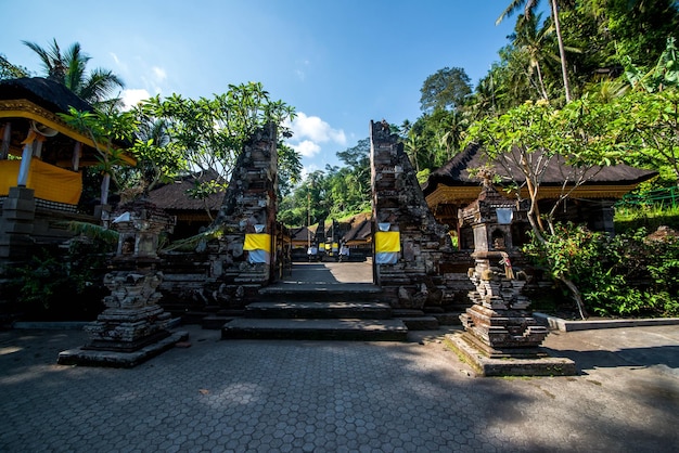 Piękny widok na świątynię Gunung Kawi znajdującą się na Bali w Indonezji