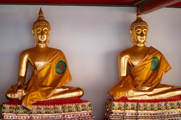 Piękny widok na świątynię Wat Pho znajdującą się w Bangkoku w Tajlandii