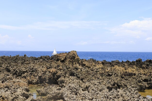 Piękny widok na Waterblow w Nusa Dua Beach Bali Indonezja