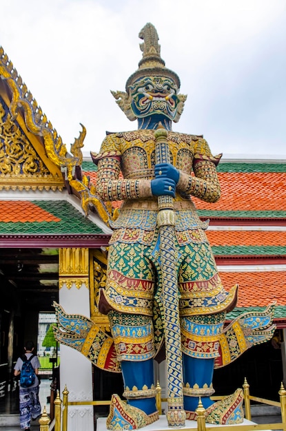 Piękny widok na Wielki Pałac Świątyni Wat Phra Kaew w Bangkoku Tajlandia