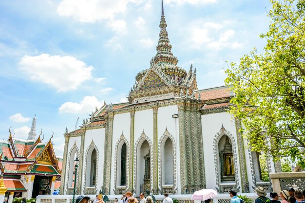 Piękny widok na Wielki Pałac w Muzeum Wat Phra Kaew w Bangkoku w Tajlandii