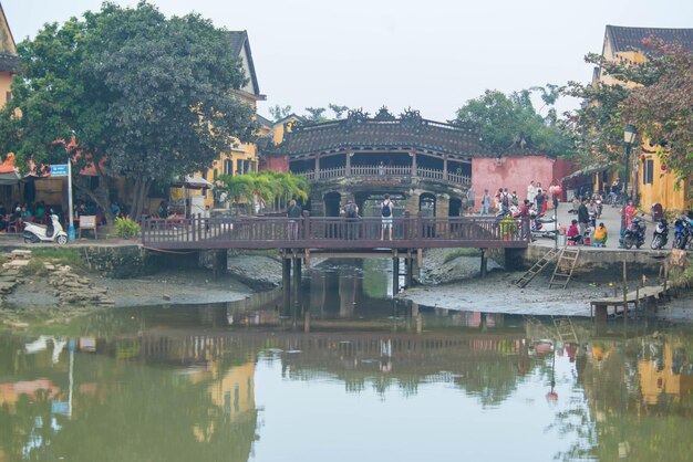 Piękny widok panoramiczny na miasto hoi an w Wietnamie