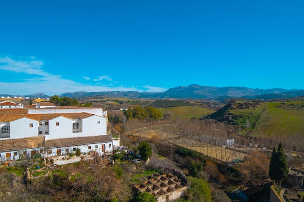 Piękny widok z lotu ptaka na domy w Sierra de Ronda