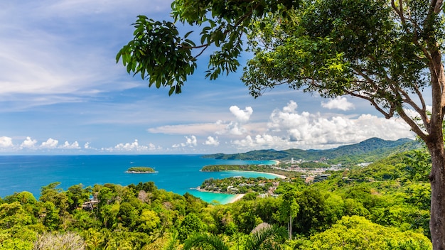 Piękny widok z lotu ptaka punkt 3 plaża Kata, Kata Noi, Karon Beach w Phuket, Tajlandia.