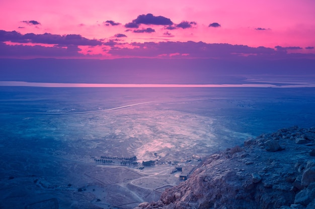 Piękny wschód słońca na Pustyni Judzkiej Widok z Masady Izrael