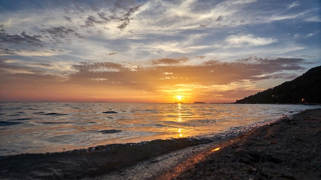 Piękny Zachód Słońca Na Koh Phangan W Tajlandii