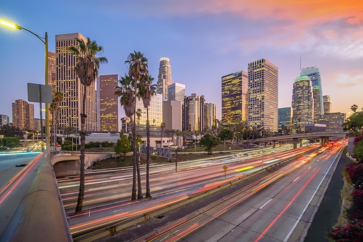 Zdjęcie piękny zachód słońca panoramę centrum los angeles w ca, usa