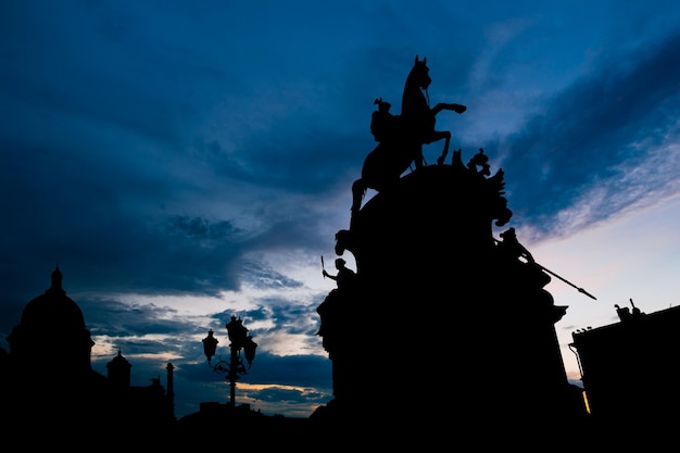 Piękny Zachód Słońca W Historycznym Centrum Miasta Sankt Petersburg Rosja