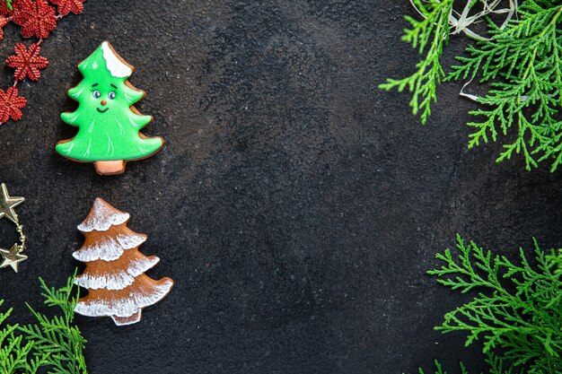 Piernikowe ciasteczka świąteczna kartka z życzeniami nowy rok domowe słodkie wypieki deser pikantny aromat