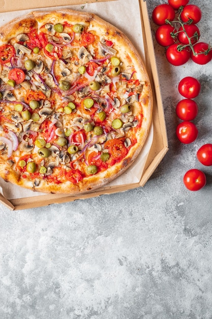 pizza warzywna fast food bez mięsa bez sera przekąska pikantne ciasto wegańskie lub wegetariańskie