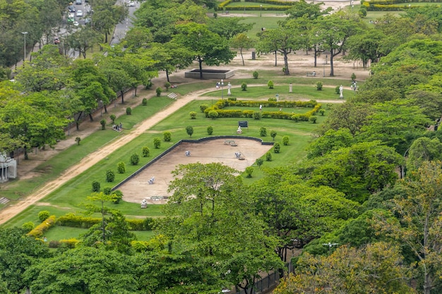 Plac Paryski w centrum Rio de Janeiro