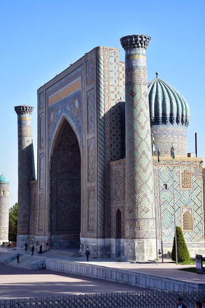 Zdjęcie plac registan w samarkandzie