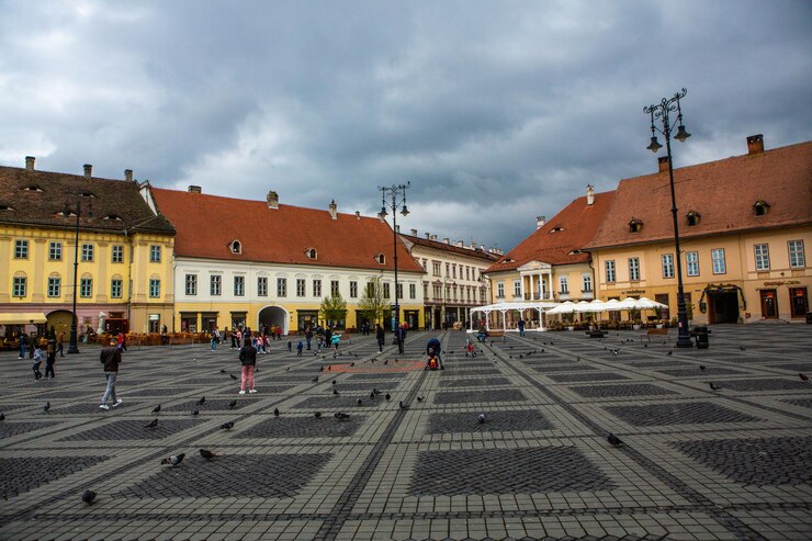 Zdjęcie plac w centrum starego miasta