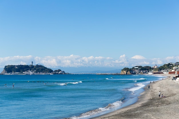Plaża Enoshima w mieście Kamakura