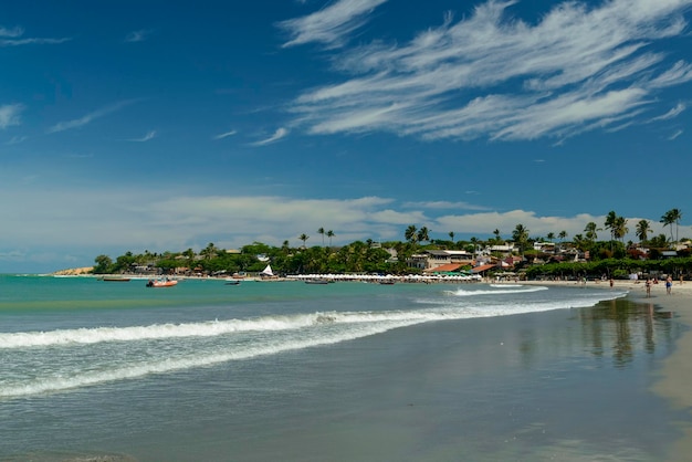 Plaża Jericoacoara, stan Ceará, Brazylia Widok na plażę z piękną formacją chmur Cirrus