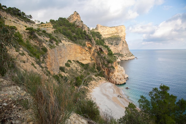 Plaża Moraig Cove i klify Alicante Hiszpania