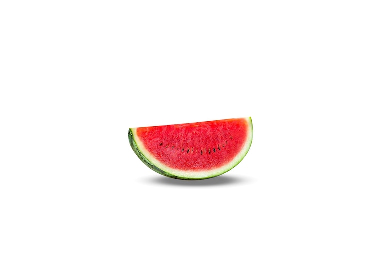 Zdjęcie płytka arbuza lub citrullus lanatus izolowana na białym tle